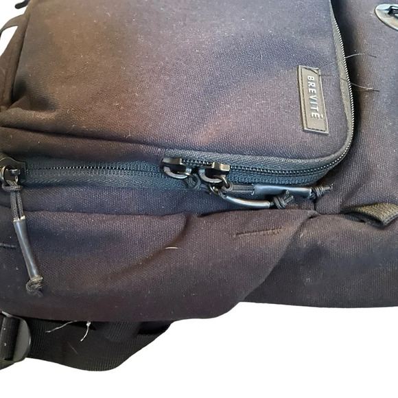 BREVITE - The Runner - Compact Camera Backpacks for Photographers  NWOT - Picture 4 of 14